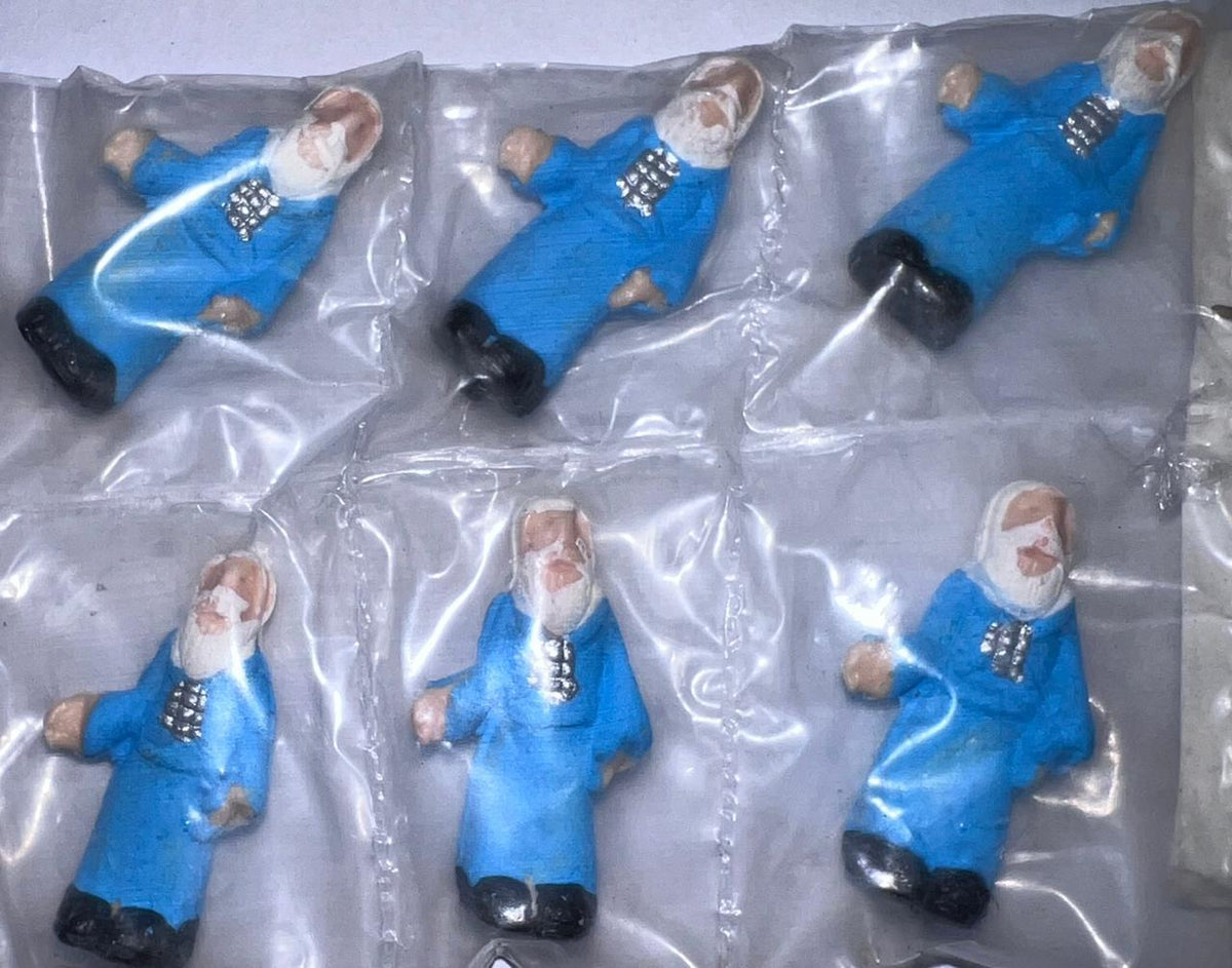 MUÑECOS DE HEBREOS 1.50